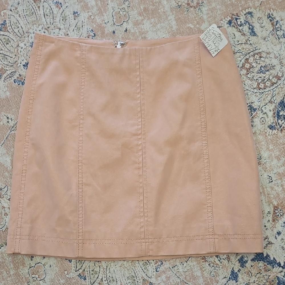 Free People Nude Blush Brushed Rayon Pencil Skirt Fully Lined Back Zip Sz 2 NEW